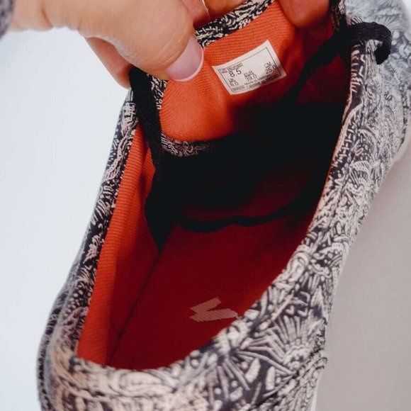 Vans Off The Wall Shoes Womens Size 8.5 Black White Paisley Sneakers - Picture 2 of 7